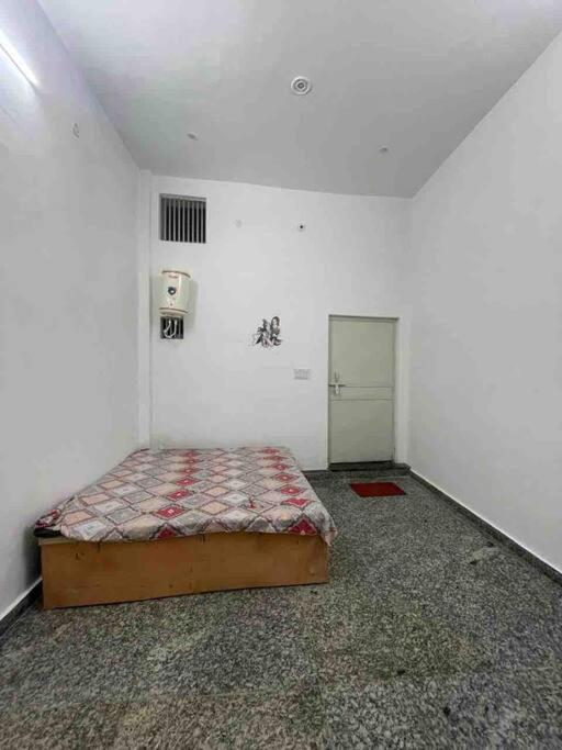Rukmani Villas Group Of Rukmani Home Stay マトゥラー エクステリア 写真